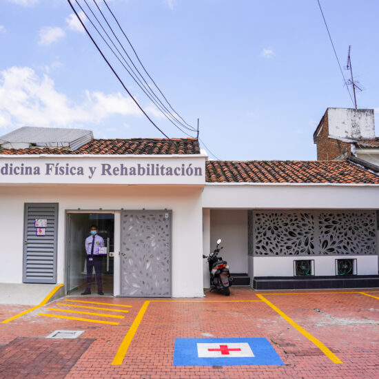 fachada centro medicina física norte